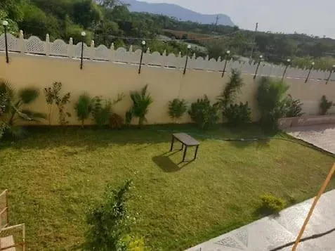 The Takhatgarh Resort Udajpur Hotel